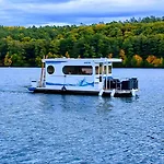 Hausboot Rollyboot Ботель *