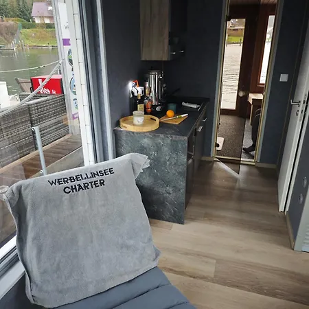 Hausboot Rollyboot Botel *