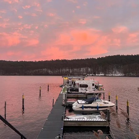 Hausboot Rollyboot Botel Joachimsthal