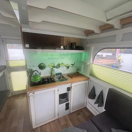 Botel Hausboot Rollyboot Joachimsthal