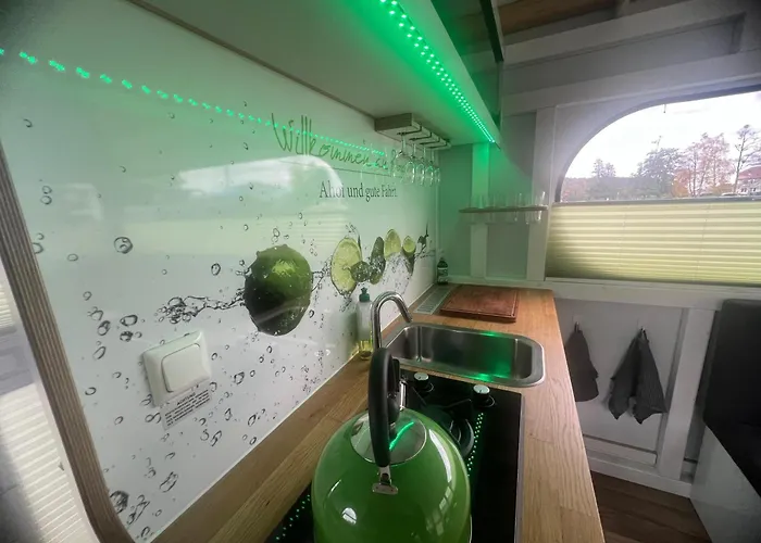 Hausboot Rollyboot Botel Joachimsthal