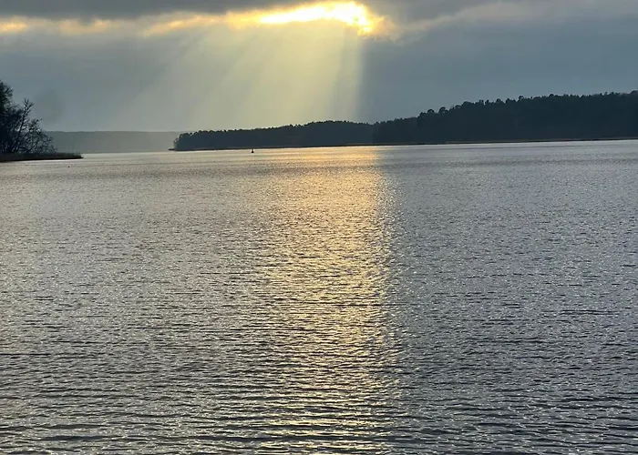 Hausboot Rollyboot بوتيل *